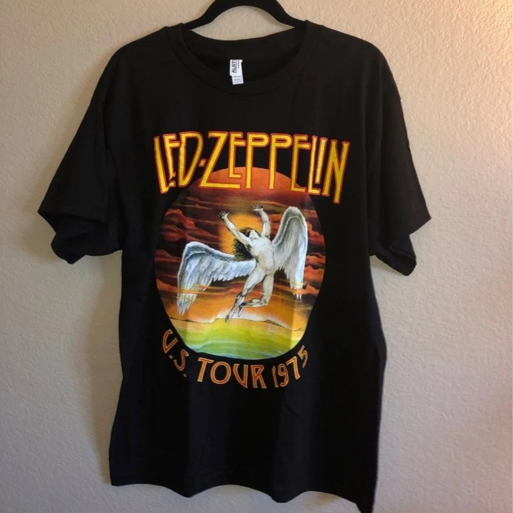 ❌SOLD❌Led Zepplin tshirt